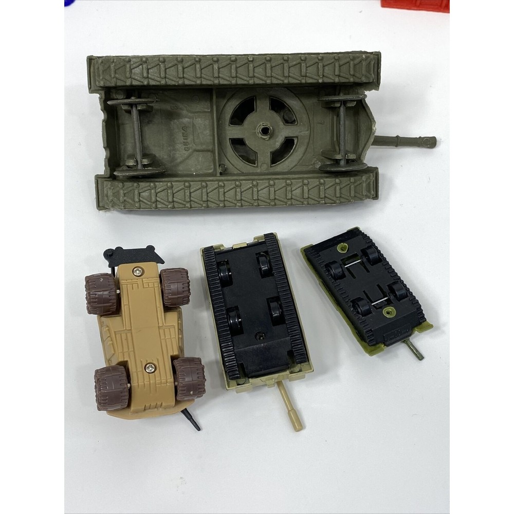 Military Figures Tank Vehicle Lot Mortar Weapon Army Soldiers Troops Barn Jet - Picture 13 of 16